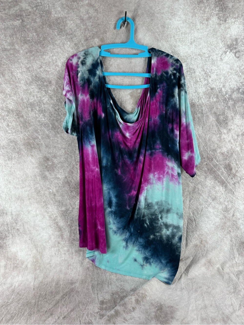 Torrid Tie-Dye Super Soft Knit Top in Magenta, Teal & Black 4